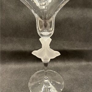 SASAKI Crystal Clear Glass with Frosted Birds Wings 7-1/2”. One Candle Holder.